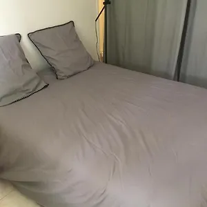 Plein Centre-jusqu'à 4 Personnes-parking Et Petit Déjeuner Inclus Appartement